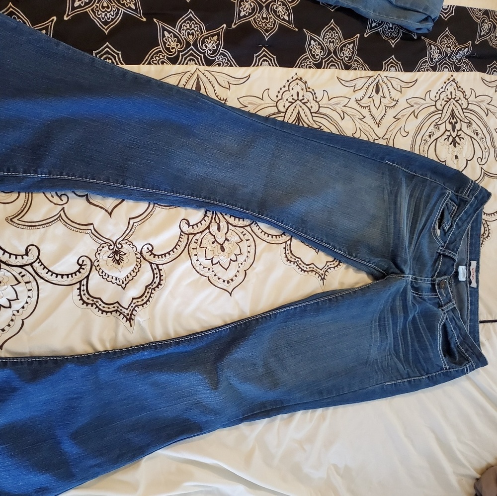 Juniors Jeans